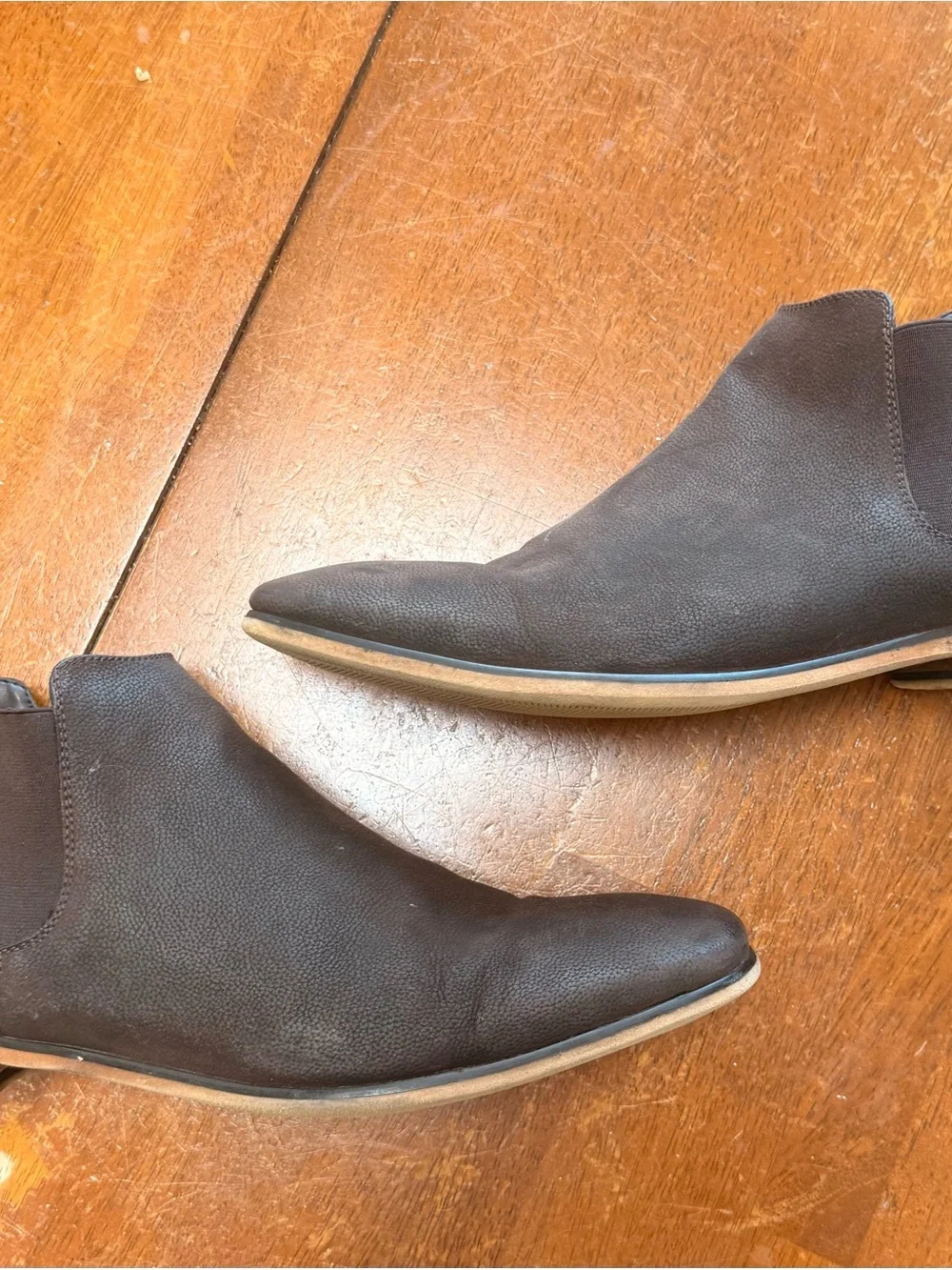 Reaction Kenneth Cole preowned kenneth
